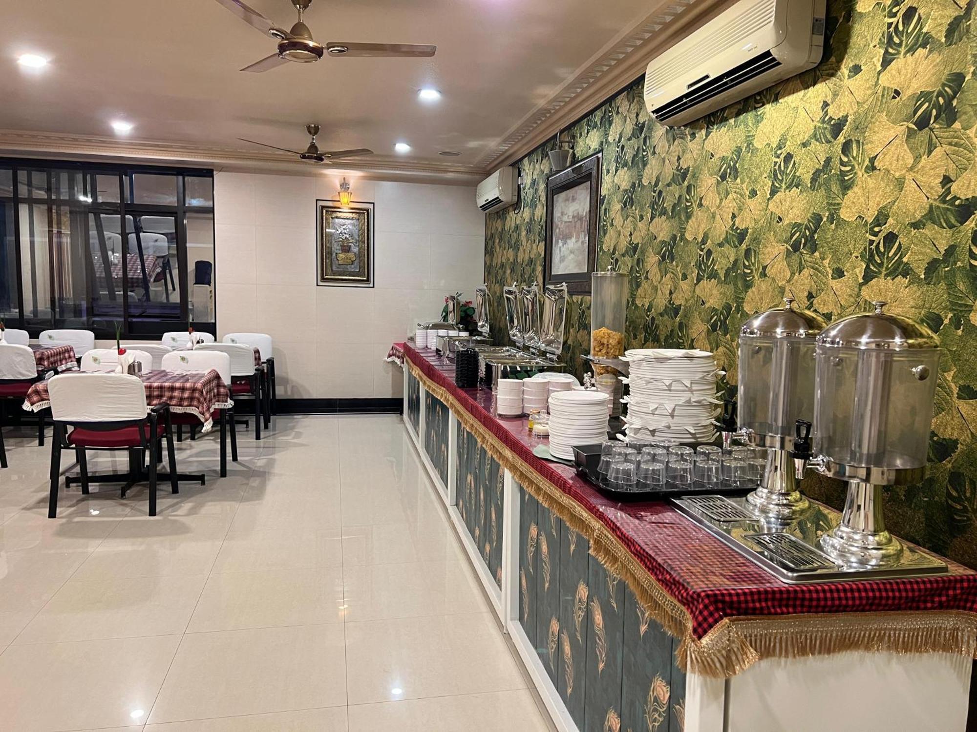 The Grand Krishna Rooms Bangalore Bagian luar foto