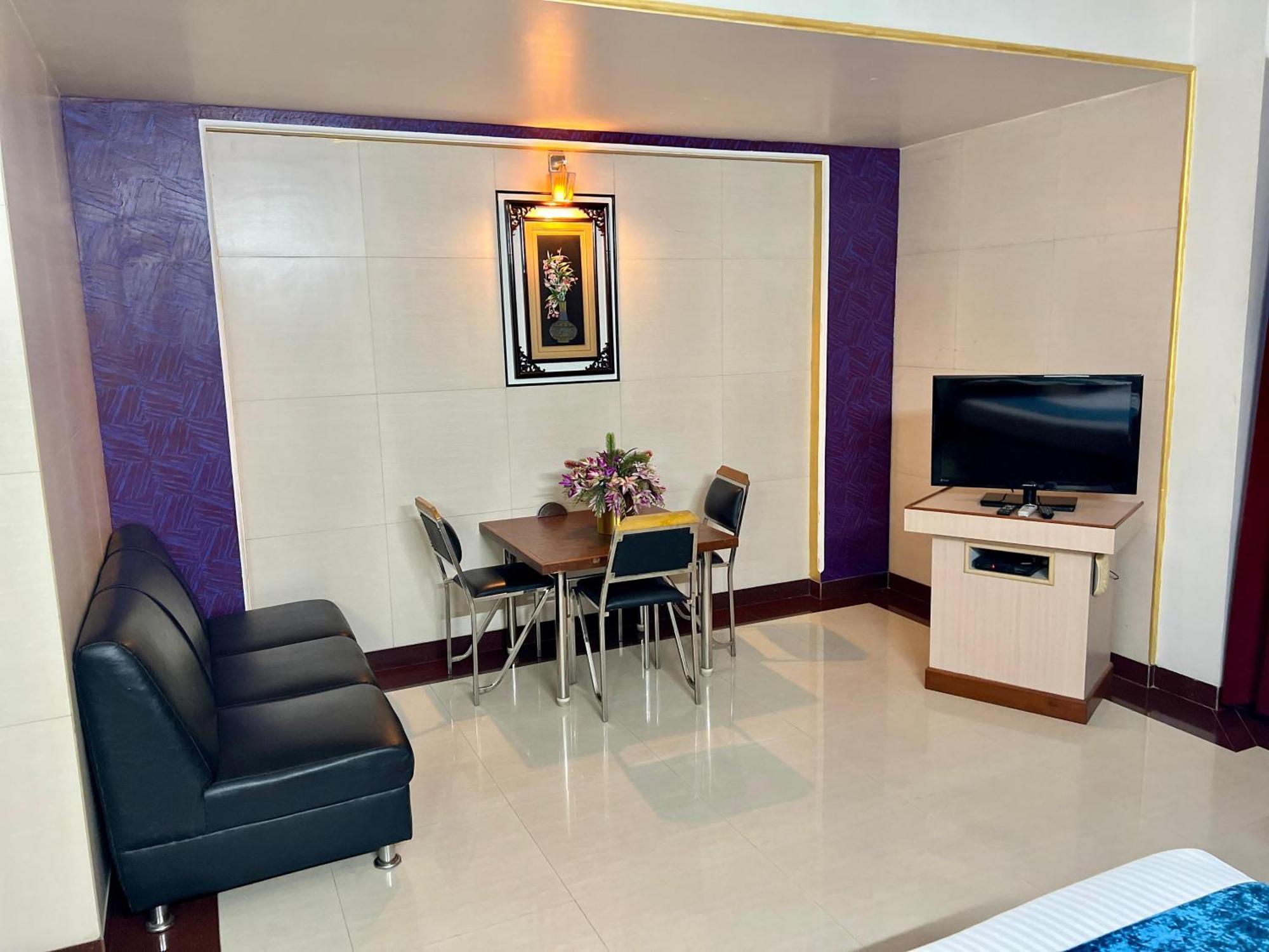 The Grand Krishna Rooms Bangalore Bagian luar foto