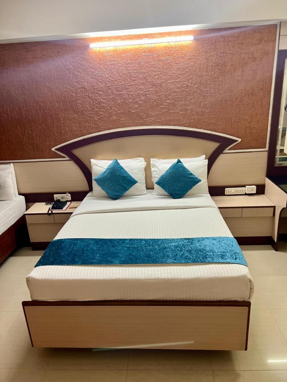The Grand Krishna Rooms Bangalore Bagian luar foto